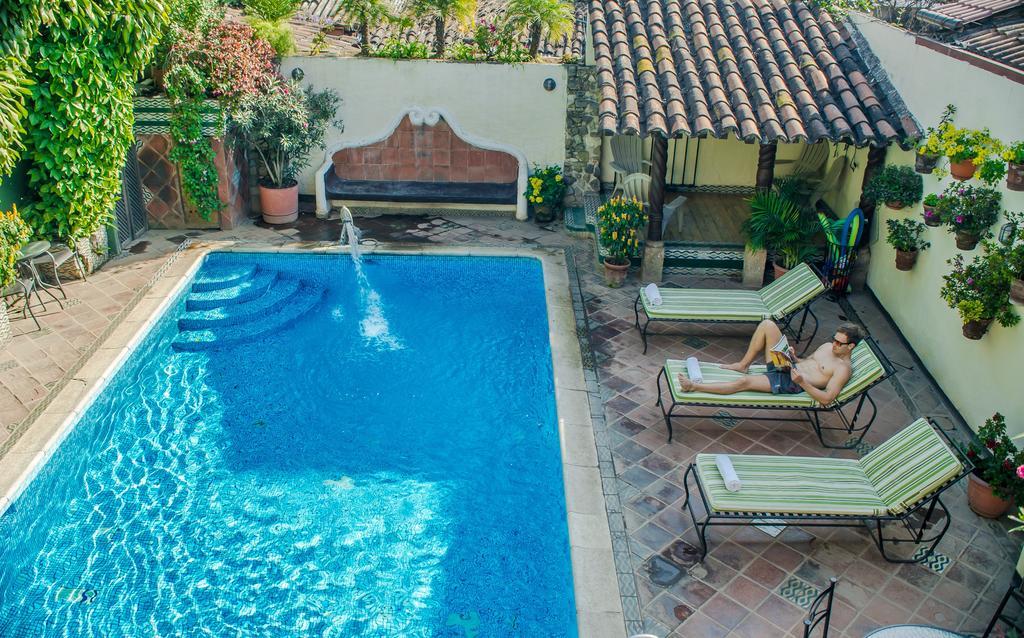 Hotel Casa Del Parque By Ahs Antigua Luaran gambar