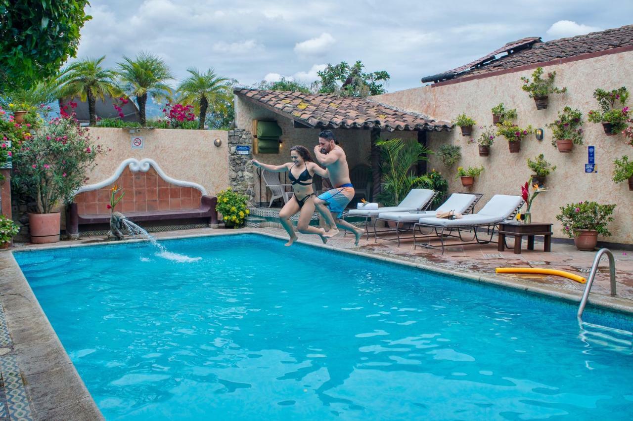 Hotel Casa Del Parque By Ahs Antigua Luaran gambar